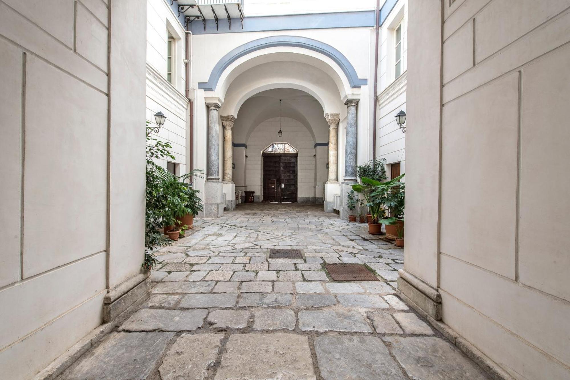 Palazzo Castrofilippo Apartment By Wonderful Italy Palermo Exteriör bild